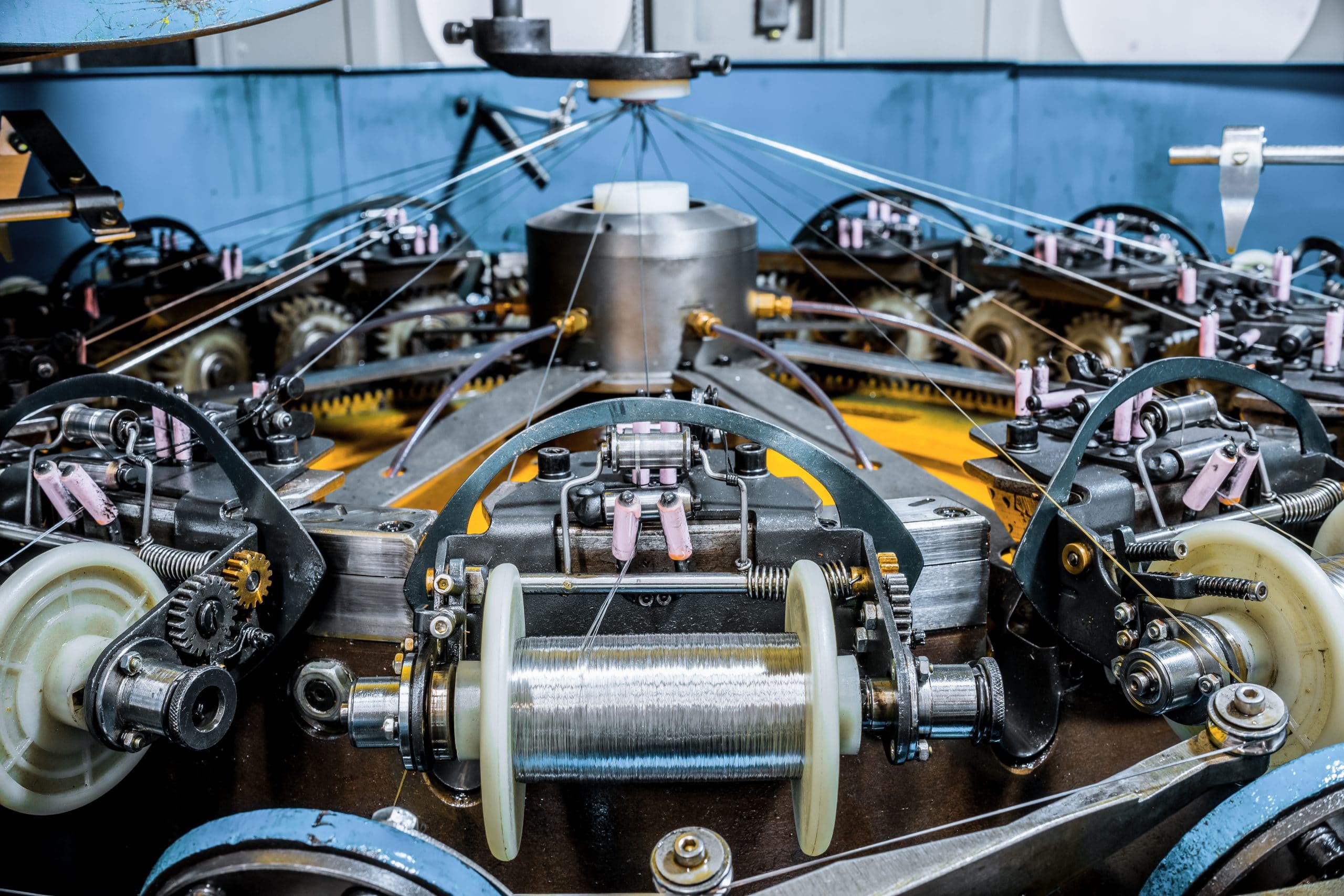 Wire bundler, bundler slip ring, budler rotary connector